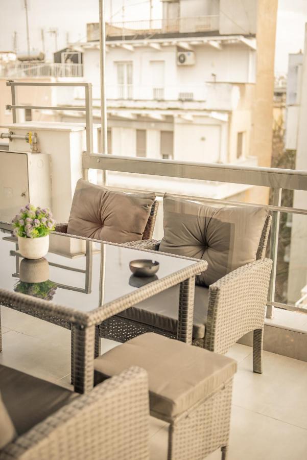 Apollo'S Apartment On Radio City Midas Home Thessalonique Extérieur photo